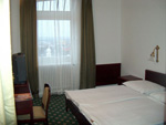 Hotel Palatinus, Pcs